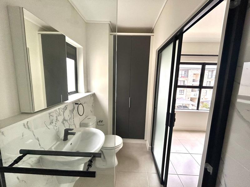 2 Bedroom Property for Sale in The Huntsman Western Cape